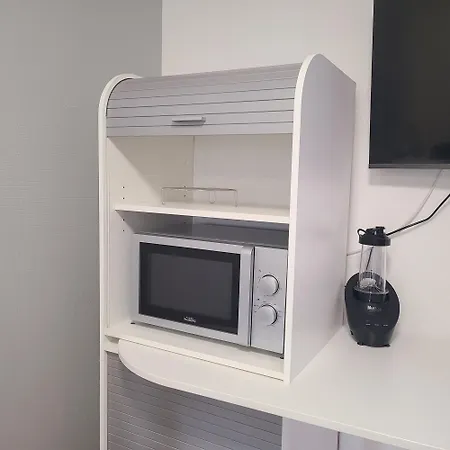 Apartment Centre Avec Belles Prestations - Entree Autonome - Internet Brest