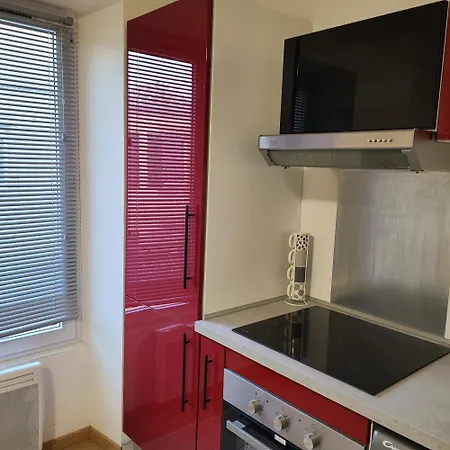Apartment Centre Avec Belles Prestations - Entree Autonome - Internet Brest
