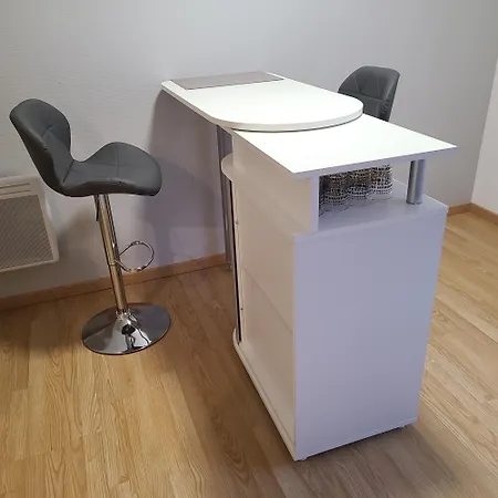 Centre Avec Belles Prestations - Entree Autonome - Internet Brest